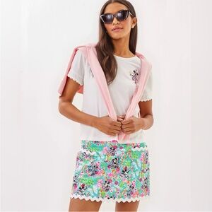 NWT LILLY PULITZER Lilly Hearts Disney Gardner Mini
Skort